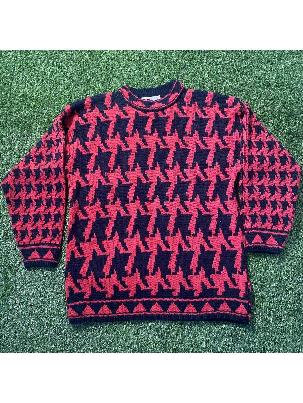 Vintage 90’s Venezia Red and black houndstooth sweater